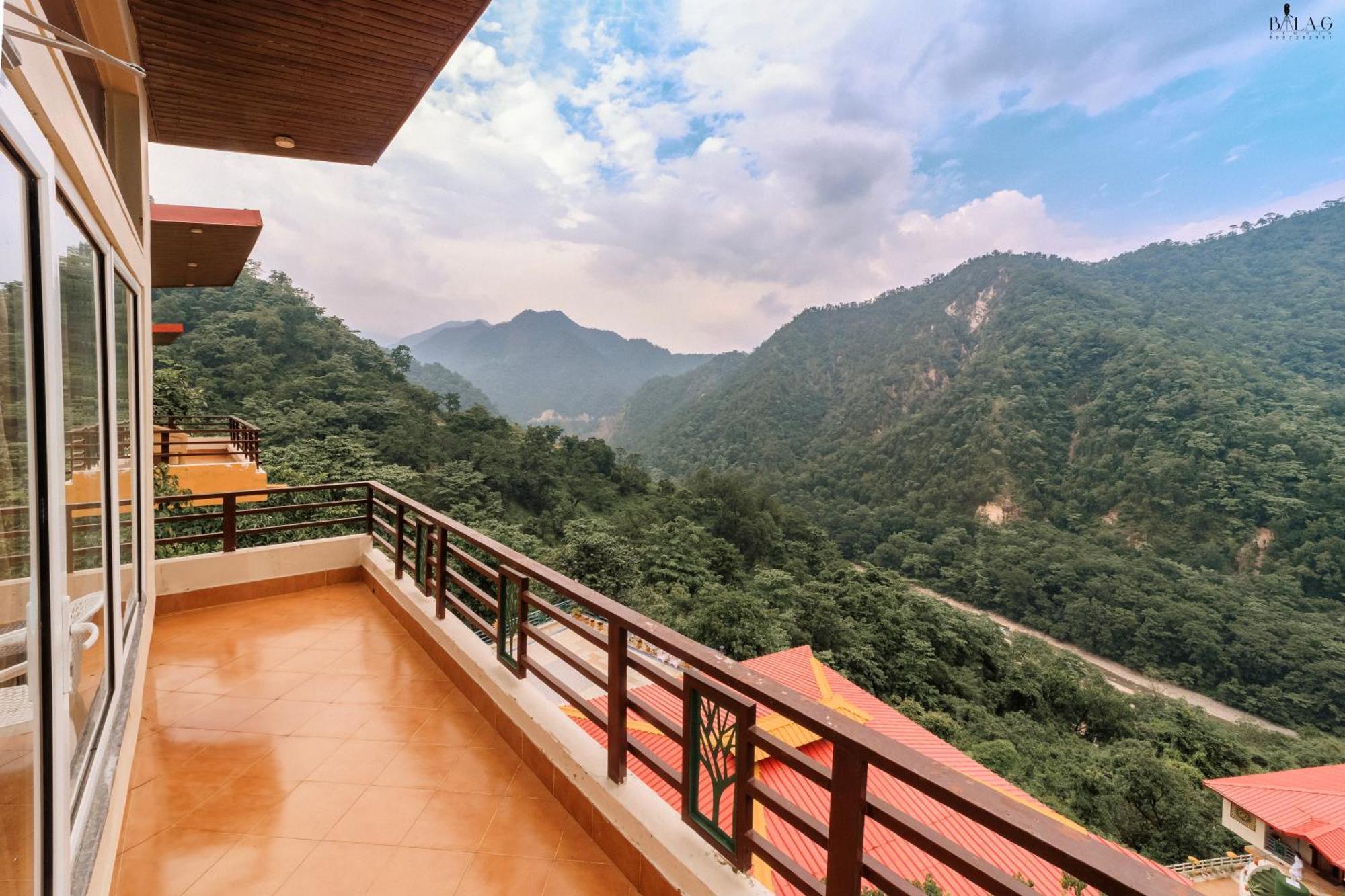 Hotel Veda5 Ayurveda & Yoga Retreat Rishīkesh Exterior foto